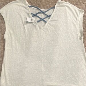 Gap Women's White Sleeveless Top with Blue Accents